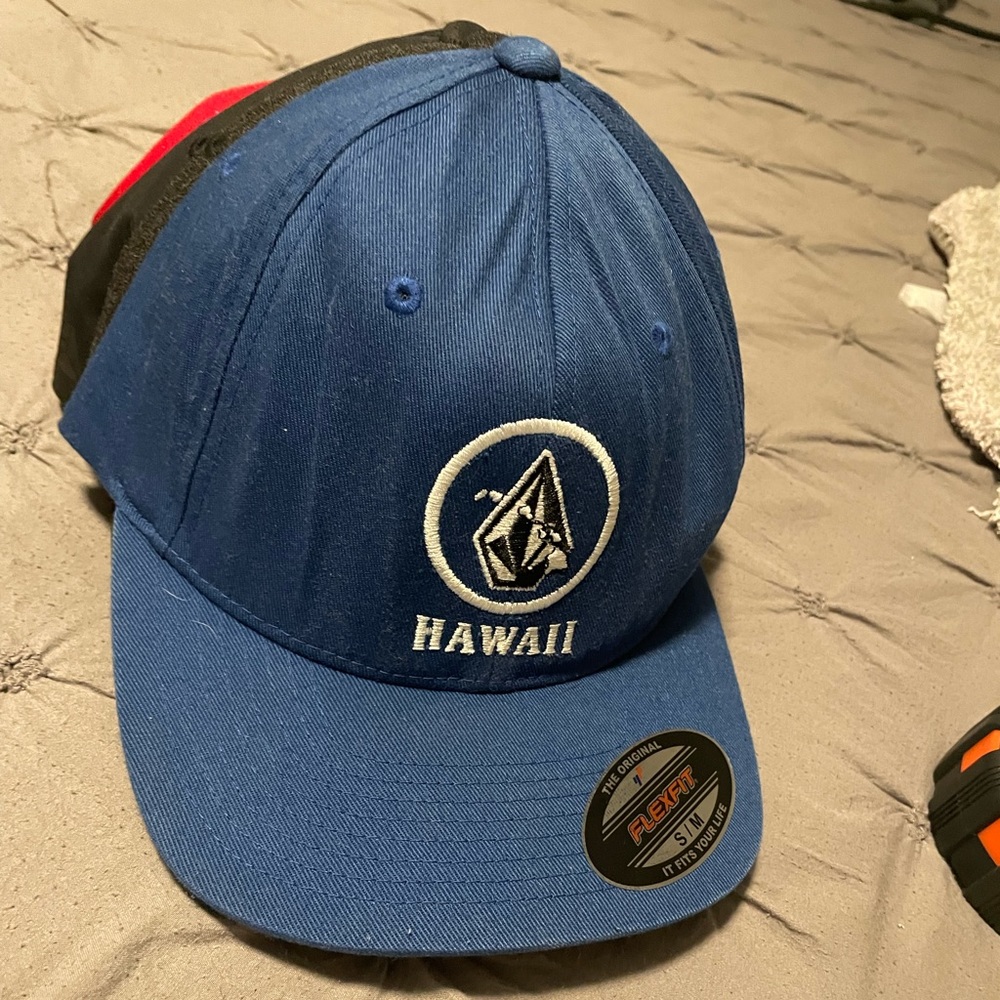 VOLCOM Hawaii Blue Flex Fitted Hat S/M